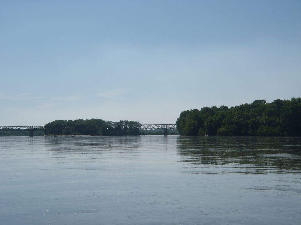 linksderfiumeporechtsmndetderticinonunsindwiraufunseremwunschfluss.jpg