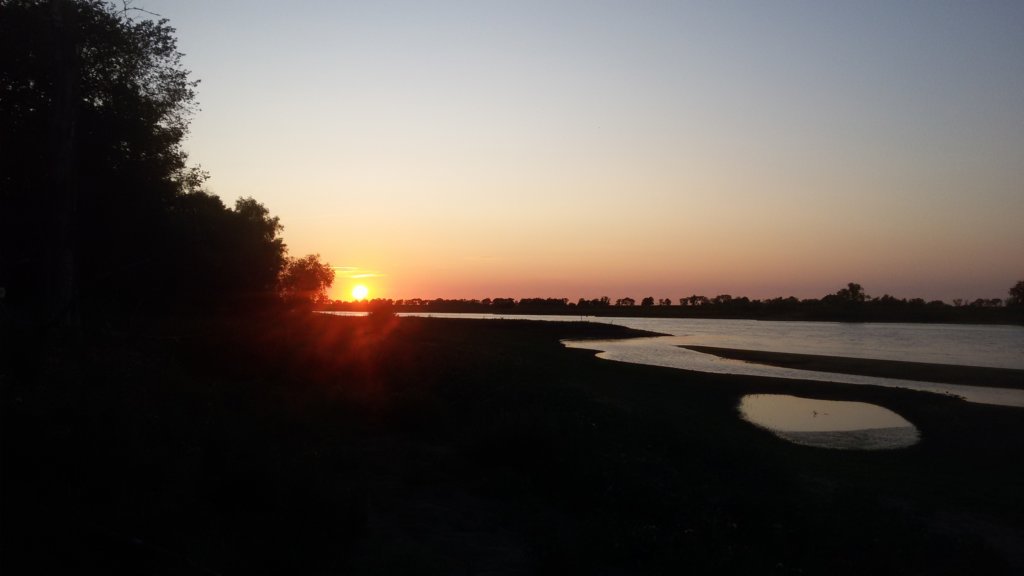 sonnenuntergangromantischnona.jpg